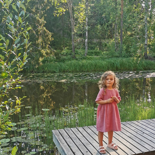 Inkeri mekko lasten ompelukaavat